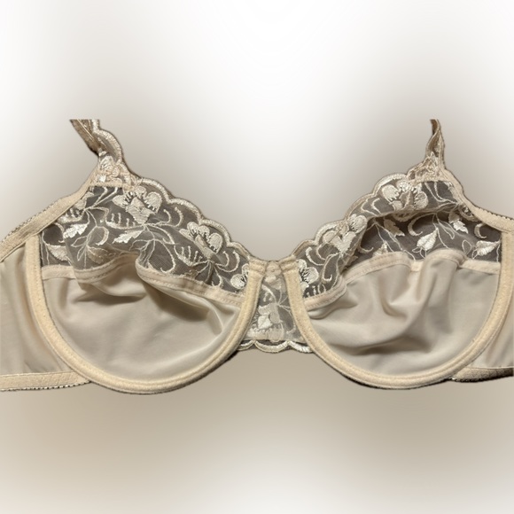 NWOT Vintage Warners lace bra. - Picture 2 of 5